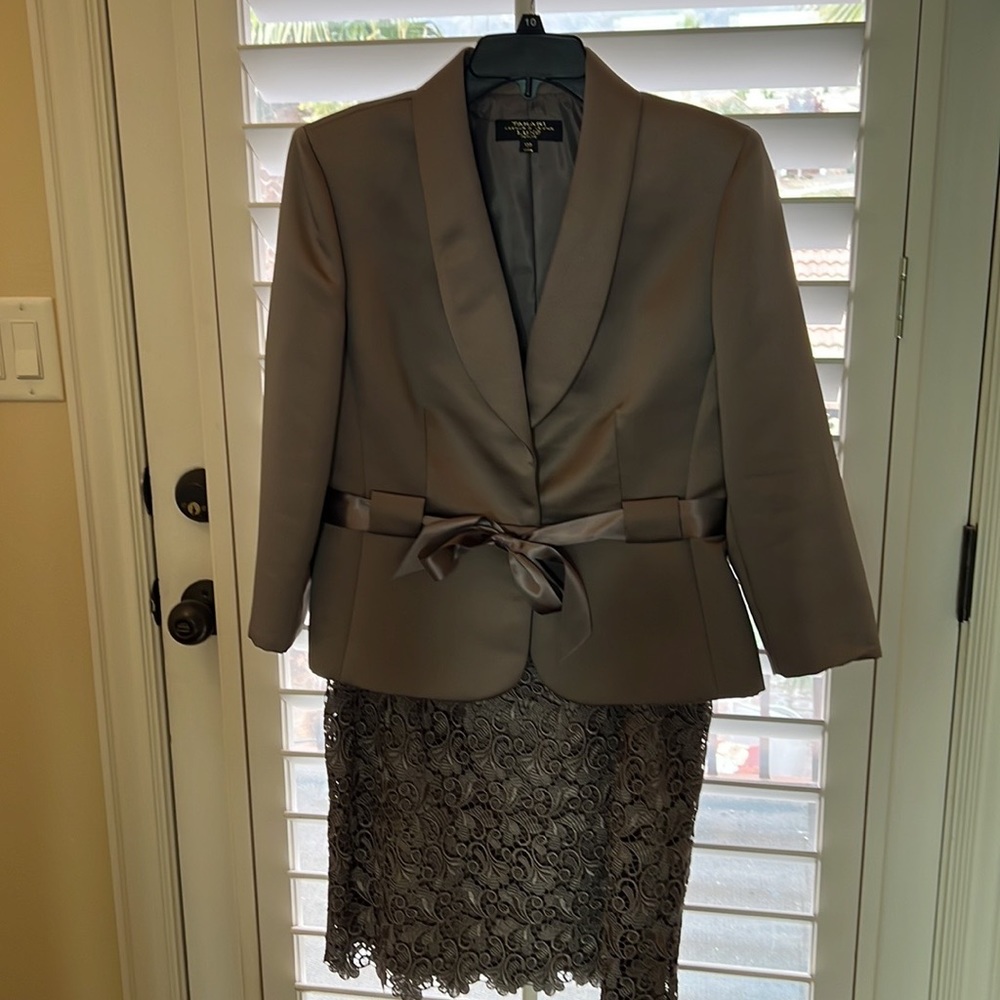 Vintage Tahari Luxe cocktail suit by Arthur Levine -satin and lace
